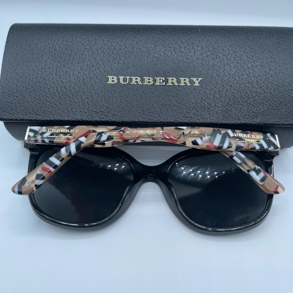 Burberry Sunglasses